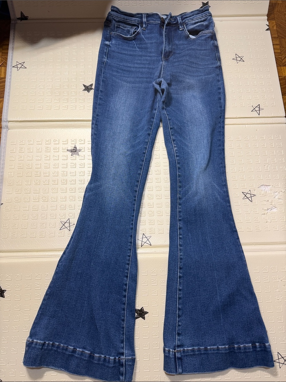 VERVET High-Rise Flare Jeans – Medium Blue Wash